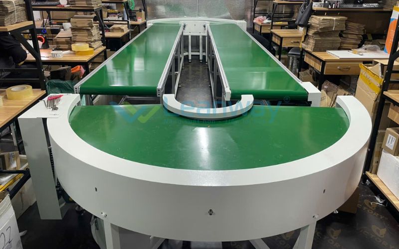 Băng tải cong kết hợp băng tải thẳng