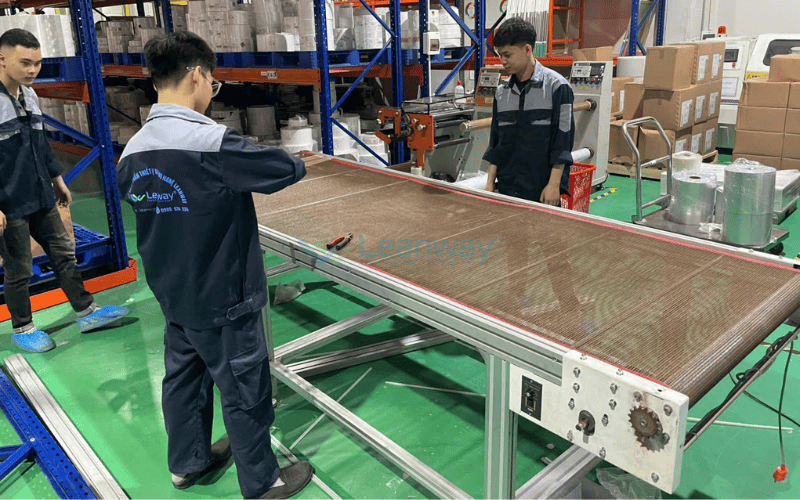Băng tải Teflon- Giải pháp Leanway triển khai dùng cho in nhiệt